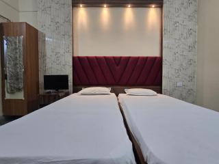 Sri Sai Guest House - 7
