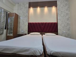 Sri Sai Guest House - 1
