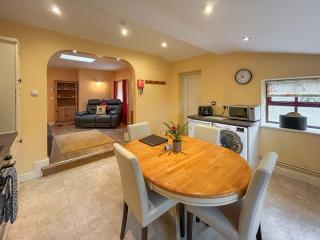 Oak Cottage - Uk52414 - 2