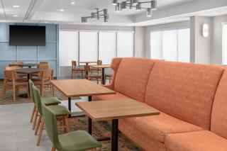 Hampton Inn Kansas City/Shawnee Mission - 2