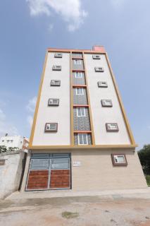 Splendid rooms In Yelahanka near Airport and KIA with Common kitchen 201 - 2