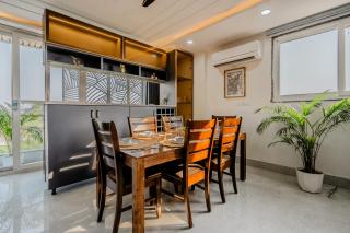 The Runway Perch by The Blue Kite, Spacious 4BHK Apartments with Housekeeping, Wi-fi & Kitchen near Yashobhoomi Convention & Indira Gandhi International Airport in Dwarka - 5