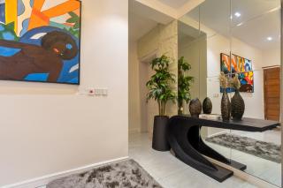 Stunning and Spacious 2 Bedroom Apartment - 6