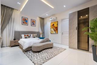 Stunning and Spacious 2 Bedroom Apartment - 1