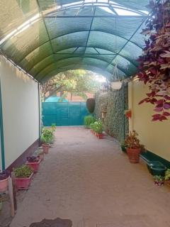 Secure & Central Private Entry near PPF - 1
