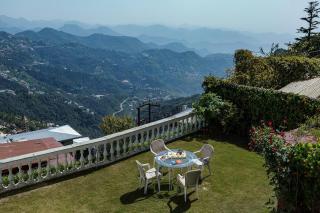 V are Family Trishul- 4BHK Pet Friendly Luxury Villa with Lush Garden & BBQ near Mall Road - 8