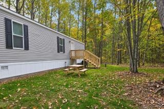 Brand New! Peaceful Wooded Retreat in Holcombe! - 8