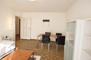 Queen Bed, Private Balcony, Central - Ghost 22 - 6