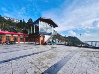 The Mokshada Suites - Premium Boutique Stay with Swimming Pool - 9