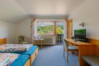 Landgasthaus Waldschänke - 8
