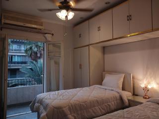 Pharaoh's Golden SkyView - 2BR Apartment - 4