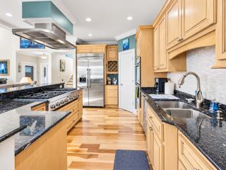 Luxury Beachside Haven with Pool and Elevator - 4