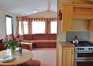 Fishguard Holiday Park - Fishguard - 2