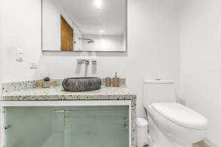 Beachside Escape 2BR with Pool - 6
