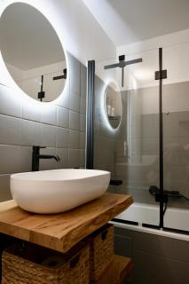 Lake and City Suite Central Bregenz - 7