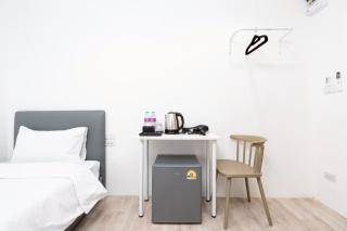 E room Silom 4 - 7