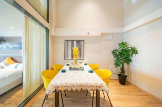 Shanghai Hills & New Home Loft Retreat with 17&2 Line Access near NECC - 4
