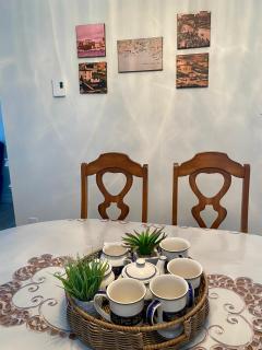 Pushthrough Place 3BR Near St-Pierre Ferry - 1