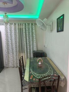 Urban Escape Homestay - 4
