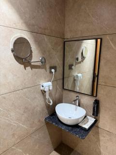 Hotel Sangam - 1