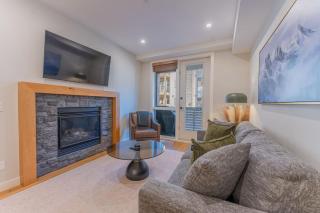 BergTraum Refined Alpine Escape in Spring Creek - 0