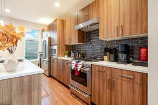 Spacious Modern House Rooftop Backyard Loft 3B2andHalfB - 4