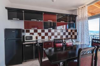 Three Bedroom Sea View Apartament - 6