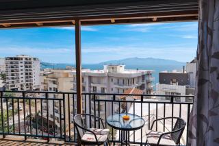 Three Bedroom Sea View Apartament - 7