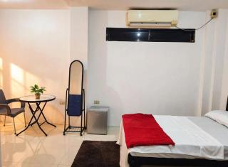 RnR Suites - 1
