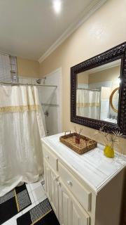 1 Bed Apt overlooking Rodney Bay - 2
