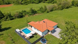 Beautiful villa Petar with pool in Brtonigla - 0