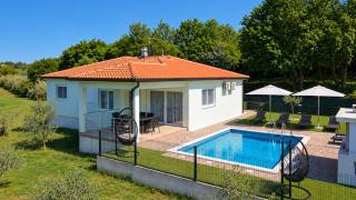 Beautiful villa Petar with pool in Brtonigla - 6