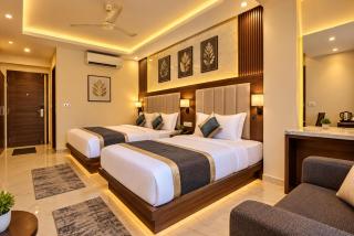 Hotel Premium Smart Plaza - 1