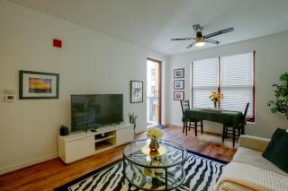 Walk to Gaslamp & Petco Park! Dtwn Apt w/ Balcony - 1