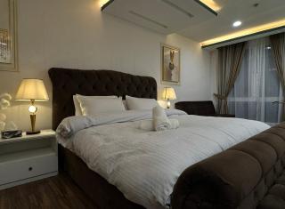 Gold Crest Luxury 2 BEDROOOM Executive Apartment in DHA Lahore Phase 4 - 4