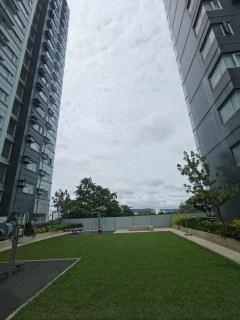 City and Sea View 1BR Condo in Avida Towers Davao - 9