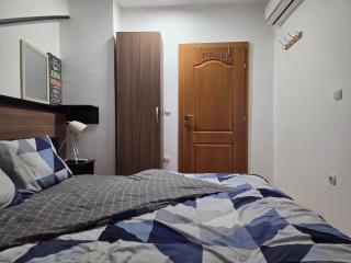 Luxe City Apartment - 2