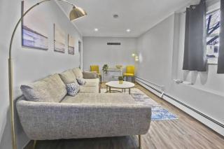 Bright 2BR Apartment in Stamford - 7