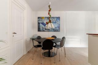 Cozy Apartment - 4