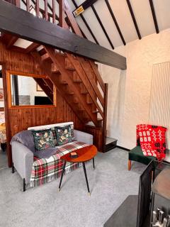 Cosy Welsh stone cottage Riverside walks - 9