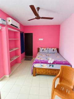 Yogi home stay - 9