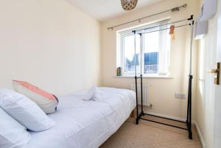 Derby Getaway Near Pride Park Stadium & Alvaston Park - 5