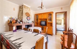 5 Bedroom Nice Home In Villarrín De Campos - 4