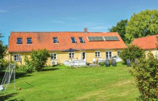 4 Bedroom Beach Front Home In Vejby - 2