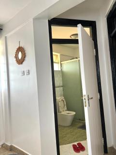 Classy Dav 1br Milimani with AC - 4