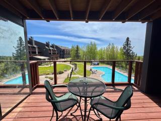 Lutsen Ski-In/Ski-Out | Lake View | Pet-Friendly - 9