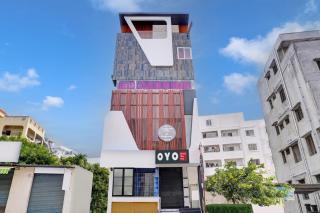 Hotel O Sky Inn - 9