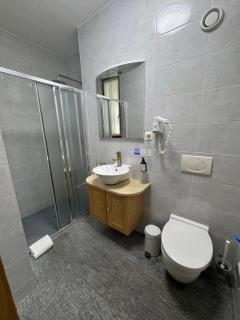 Hotel Between - 2
