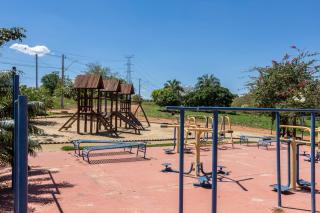 Chacara com Piscina Hidro e Lago em Trindade GO - 5