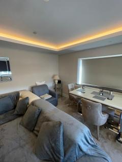The Cardiff View - FREE Private Parking - 1